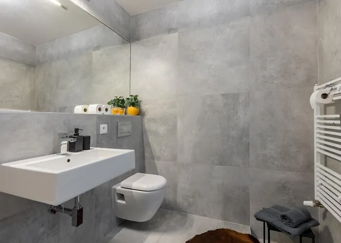 Sk Zamocka Artist Apartamento *